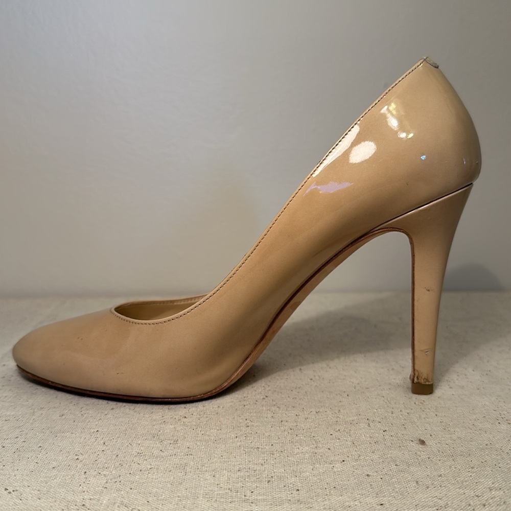 Jimmy Choo Vikki Pumps Nude Patent Leather | Wedding/Events Sz39 - Picture 6 of 15